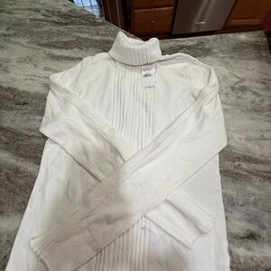Banana Republic Classic White Turtleneck Sweater